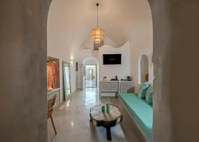 Kaleidoscope 4* Imerovigli (Santorini)