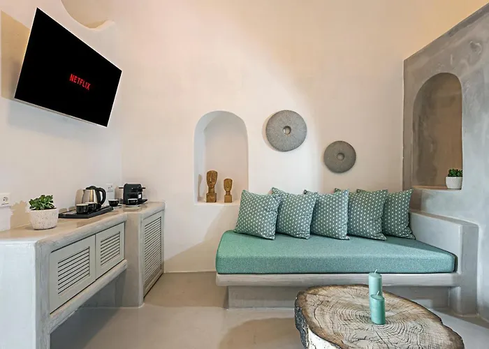 Kaleidoscope Imerovigli (Santorini)