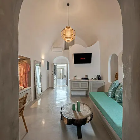 Kaleidoscope 4* Imerovigli (Santorini)