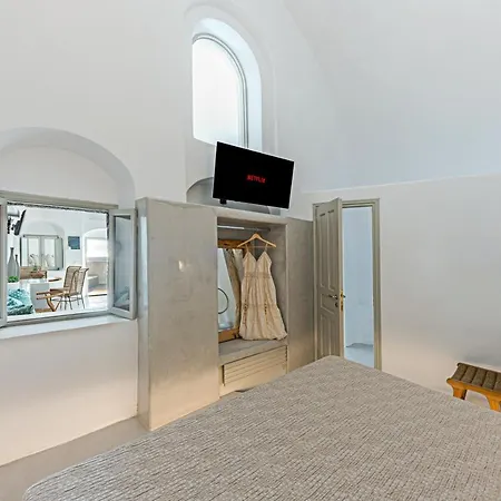 Kaleidoscope 4* Imerovigli (Santorini)